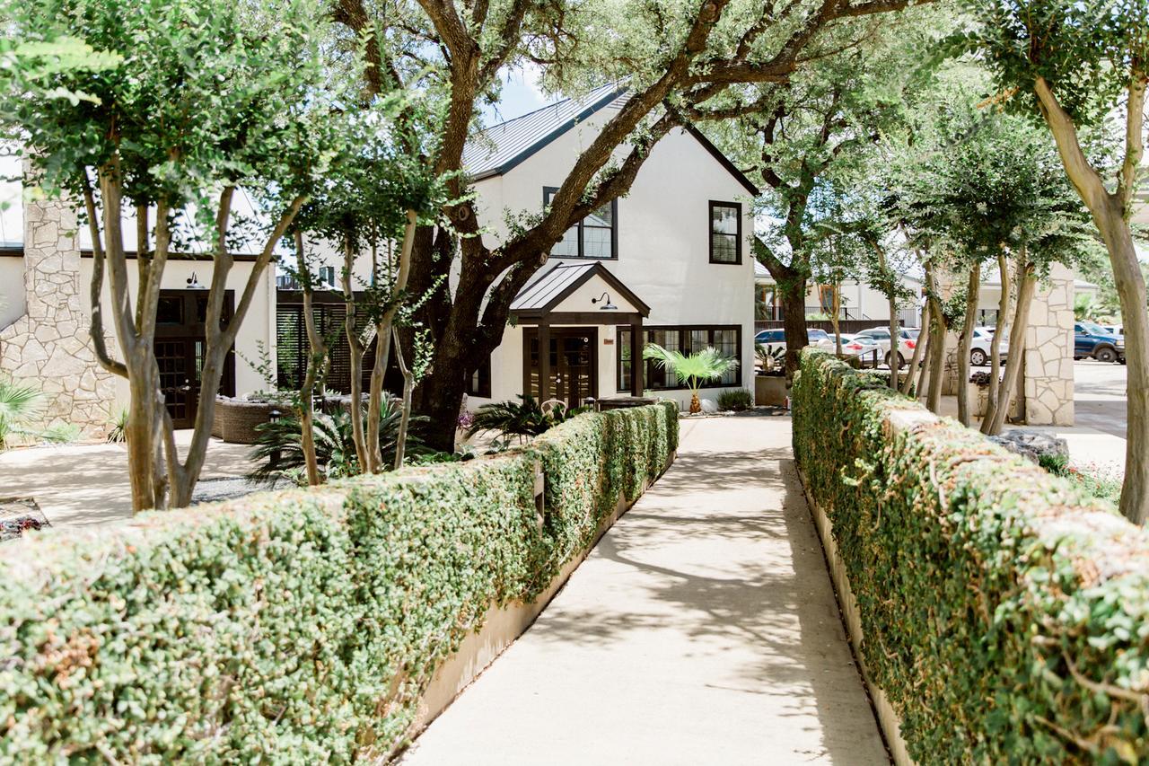 Hillside Boutique Hotel Castroville Exterior foto