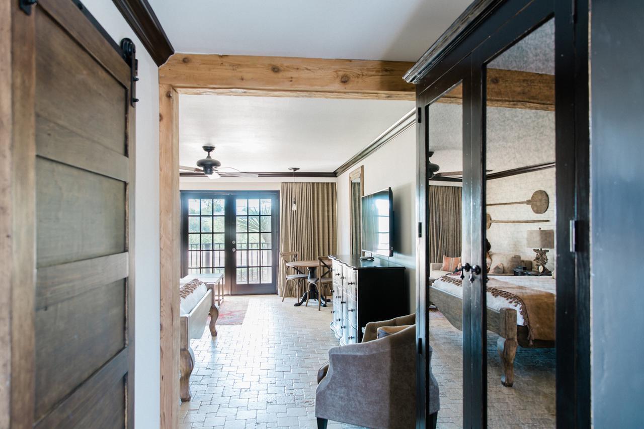 Hillside Boutique Hotel Castroville Exterior foto
