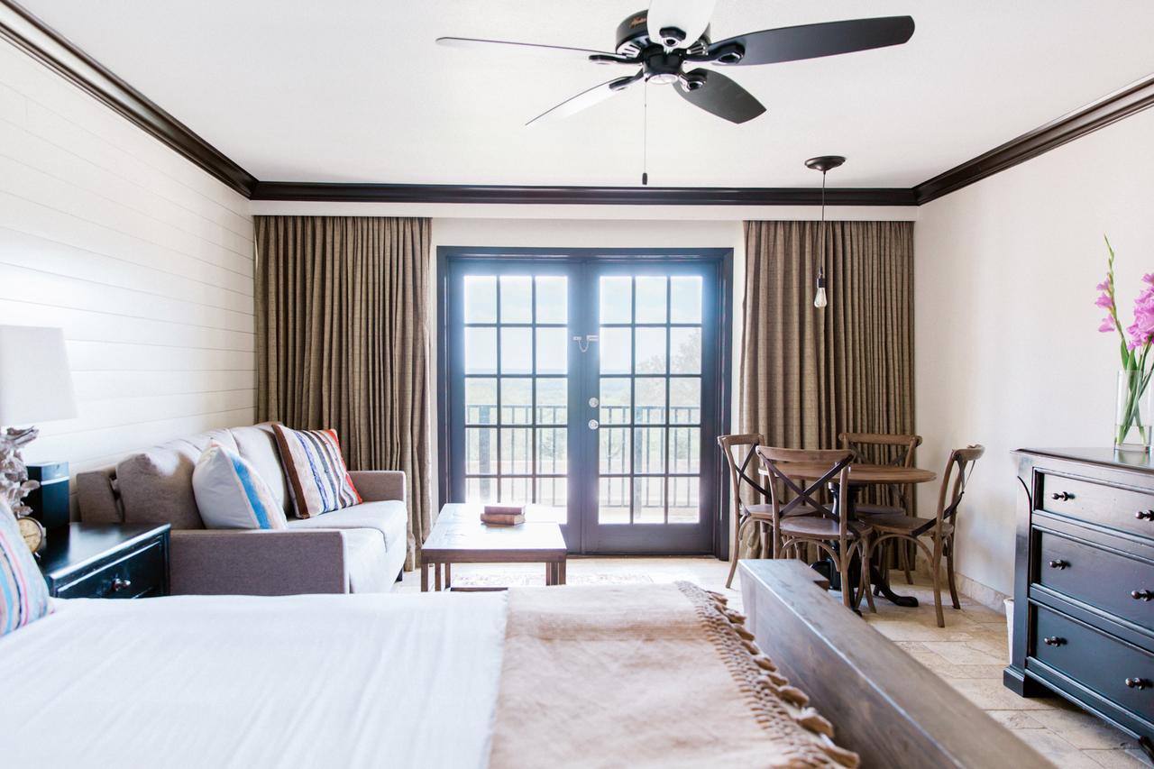 Hillside Boutique Hotel Castroville Exterior foto