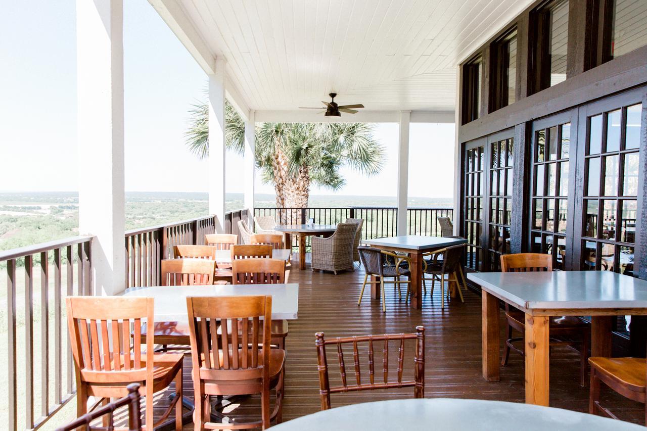 Hillside Boutique Hotel Castroville Exterior foto