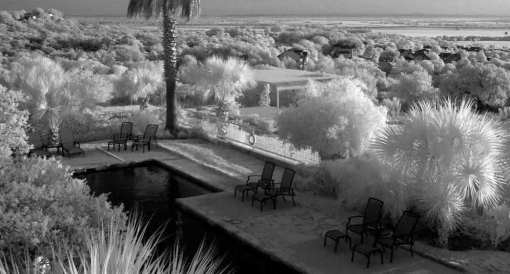 Hillside Boutique Hotel Castroville Exterior foto
